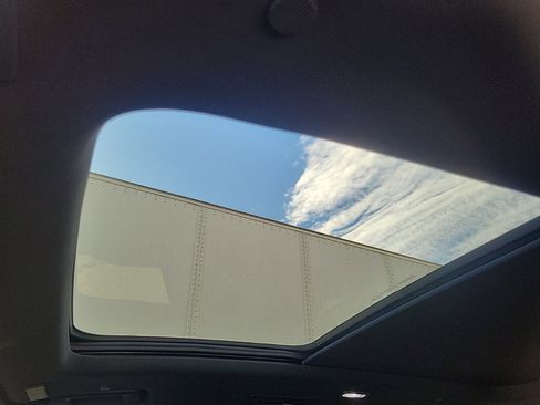 New 2026 Buick Enclave Avenir w/ Super Cruise Package image 16