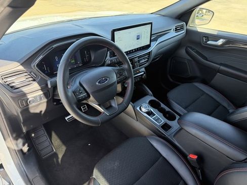 Certified 2024 Ford Escape ST-Line w/ Tech Pack #1 image 11