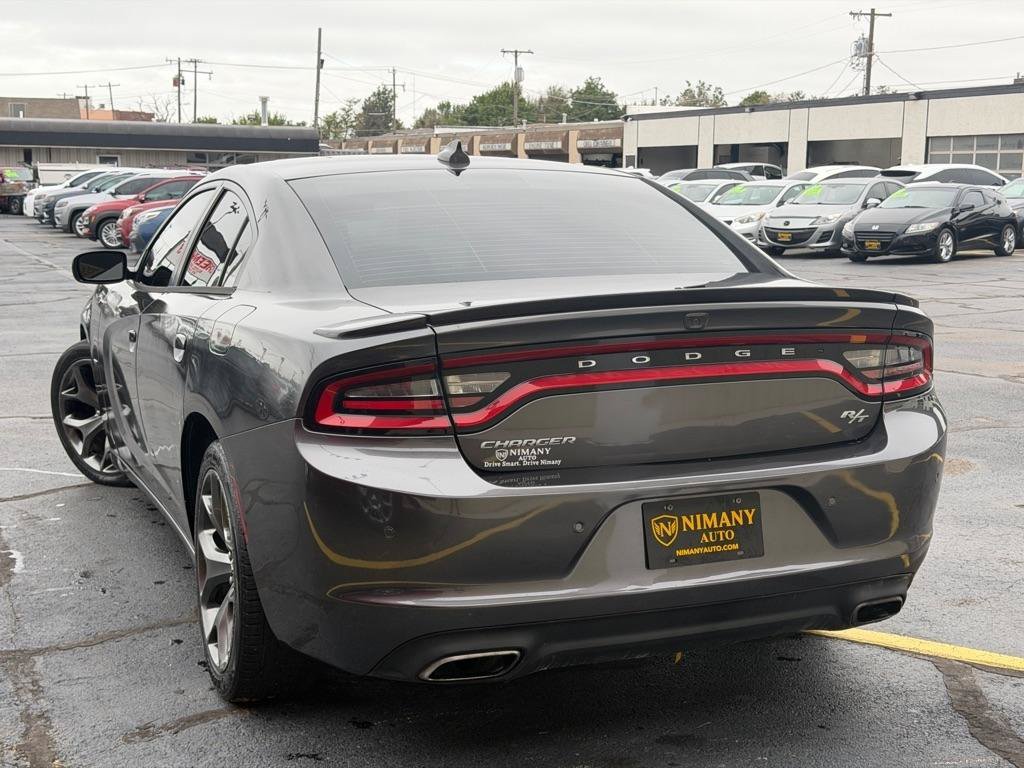 Used 2015 Dodge Charger R/T w/ Plus Group RWD image 7
