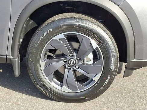 New 2026 Nissan Rogue SV image 7