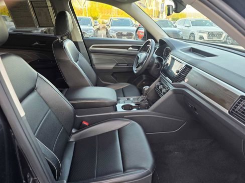 Used 2022 Volkswagen Atlas SE image 11