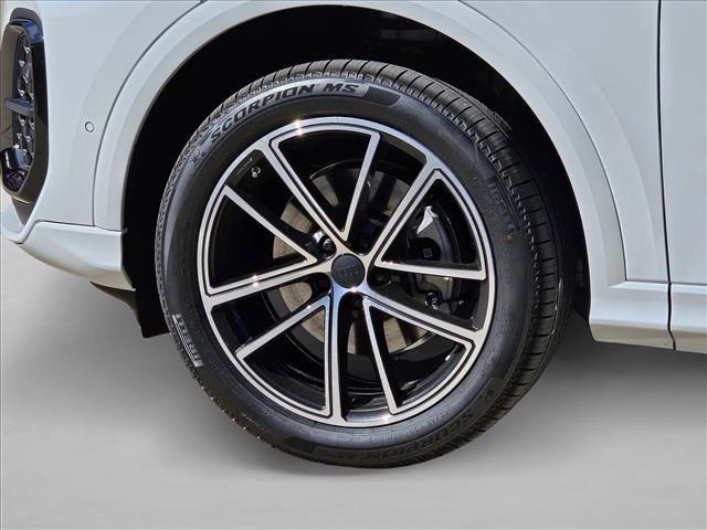 New 2026 Audi Q5 Premium Plus AWD/4WD image 9