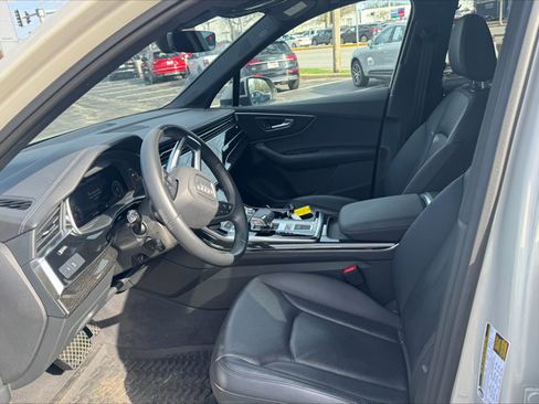 Used 2023 Audi Q7 2.0T Premium Plus w/ Premium Plus Package image 5