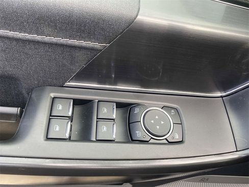 New 2025 Ford F150 Lariat w/ Equipment Group 501A Mid image 16