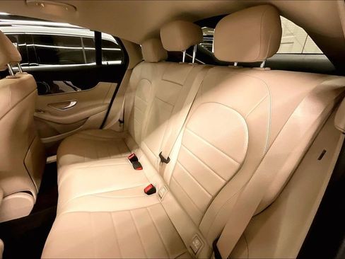 Certified 2022 Mercedes-Benz GLC 300 4MATIC Coupe image 18