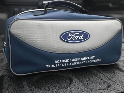 New 2026 Ford Maverick Lobo AWD/4WD image 9
