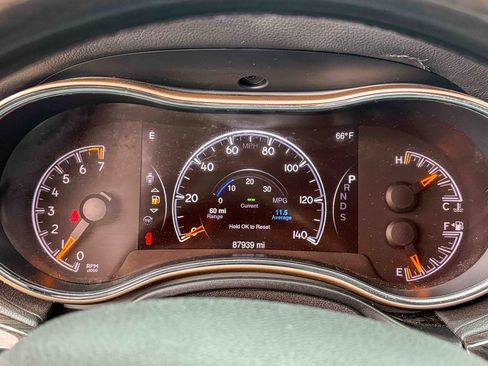 Used 2014 Jeep Grand Cherokee Overland w/ Advanced Technology Group image 10