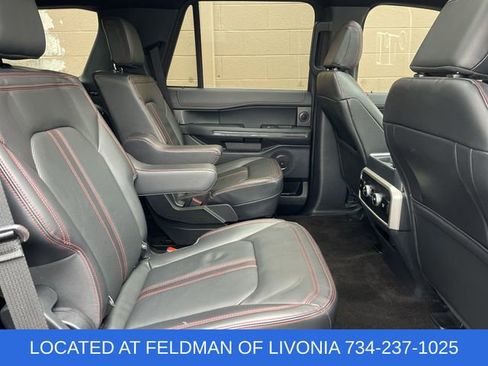 Used 2022 Ford Expedition Limited image 28