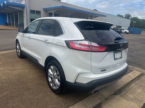 Used 2022 Ford Edge Titanium w/ Cargo Accessory Package AWD/4WD image 5