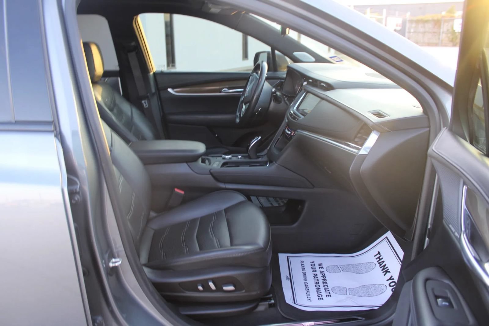 Used 2021 Cadillac XT5 Sportv w/ Platinum Package AWD/4WD image 19