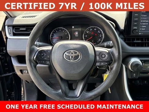 Used 2022 Toyota RAV4 LE FWD image 18