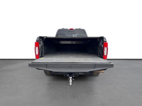 Used 2022 Ford F250 Lariat w/ Lariat Ultimate Package image 24