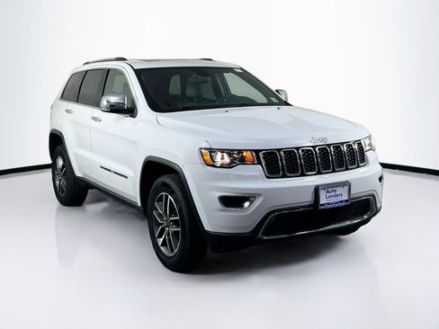 Used 2022 Jeep Grand Cherokee Limited image 3