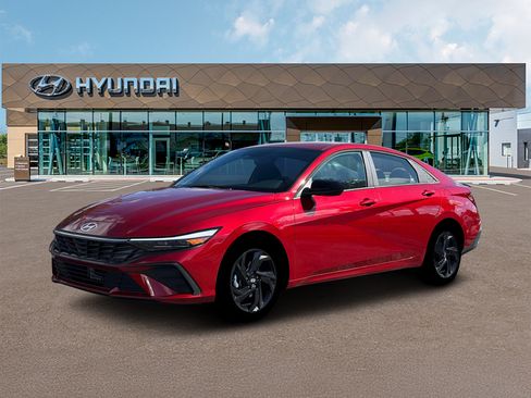 New 2026 Hyundai Elantra SEL FWD image 2