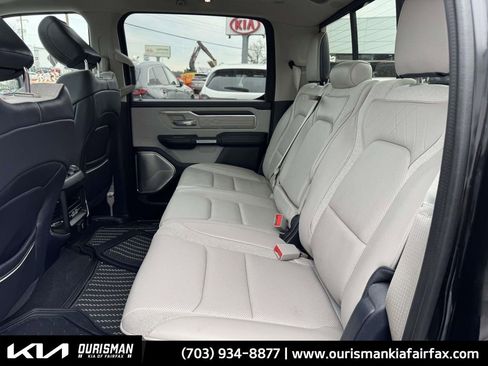 Used 2022 RAM 1500 Limited image 12