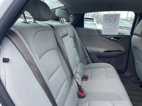 Used 2017 Chevrolet Malibu LT w/ Driver Confidence Package image 35