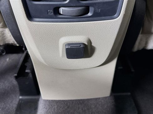 Used 2018 Ford Escape SE image 27