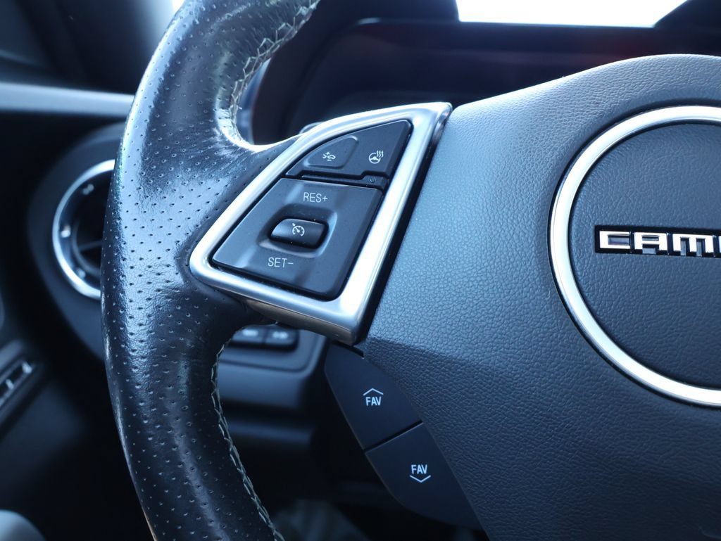 Used 2021 Chevrolet Camaro SS RWD image 15