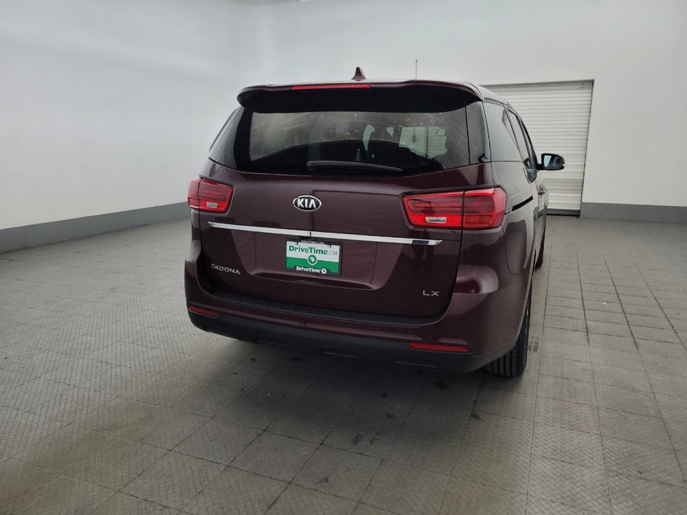Used 2019 Kia Sedona LX FWD image 7
