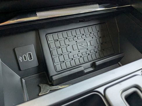 New 2025 Ford F150 Lariat w/ Equipment Group 502A High image 43