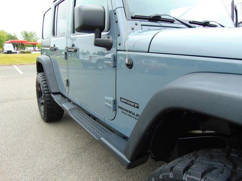 Used 2015 Jeep Wrangler Unlimited Sport w/ Quick Order Package 24S AWD/4WD image 63
