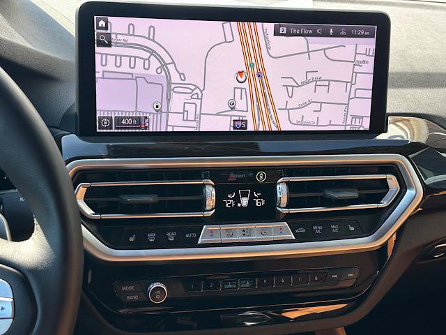 Used 2025 BMW X4 xDrive30i AWD/4WD image 25