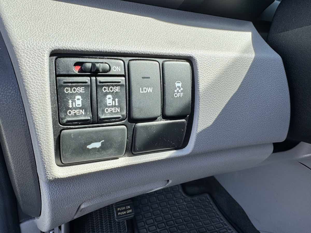 Used 2014 Honda Odyssey EX-L image 45