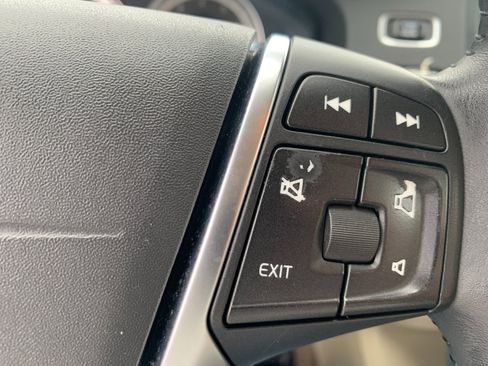 Used 2013 Volvo S60 T5 image 16