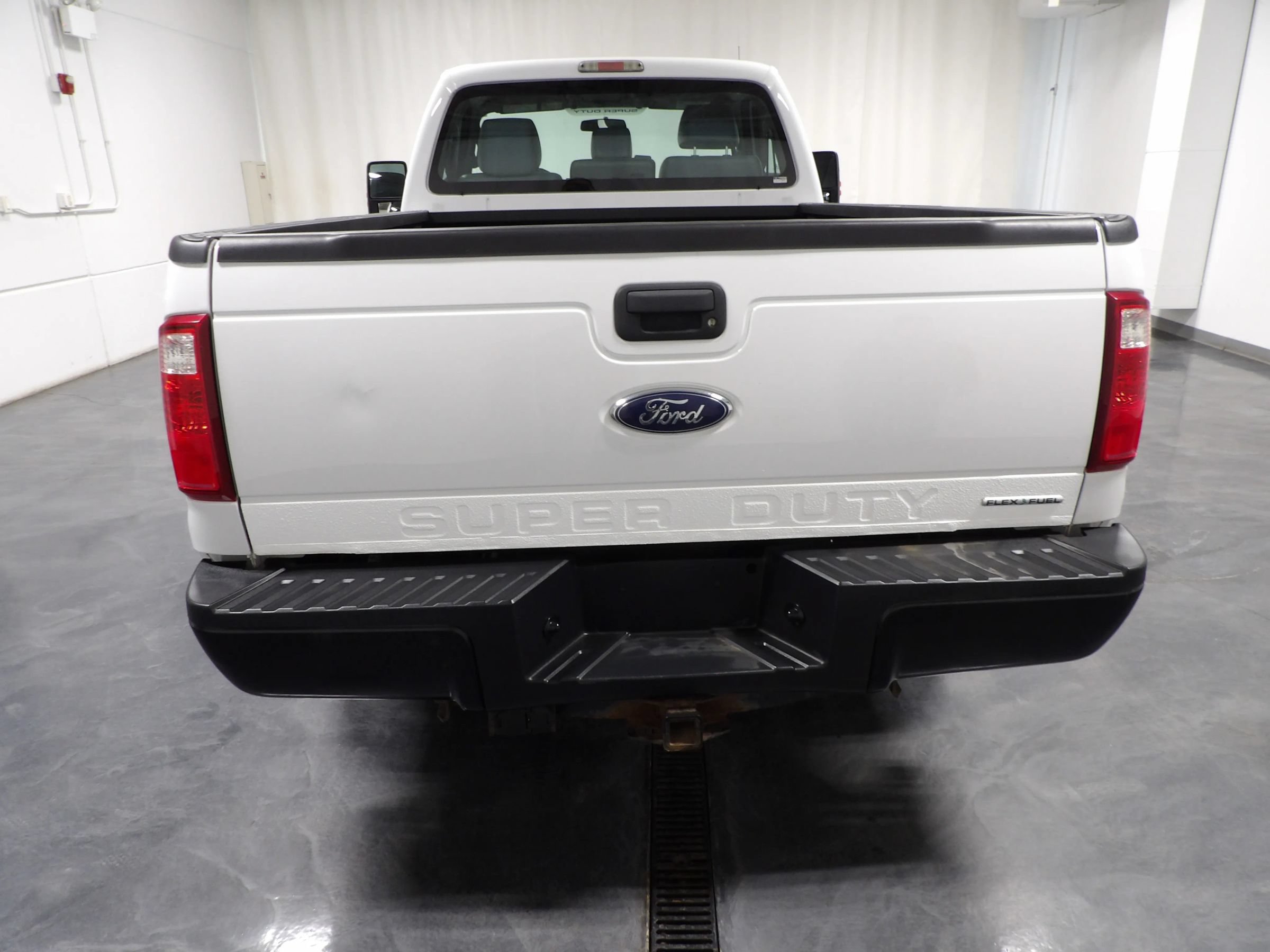 Used 2016 Ford F250 XL w/ Power Equipment Group RWD image 8