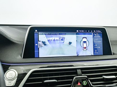 Certified 2022 BMW 740i w/ M Sport Package image 25