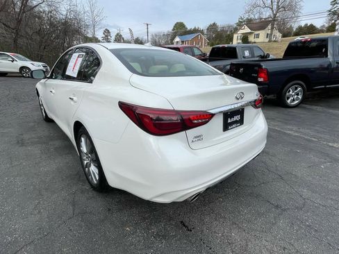 Used 2019 INFINITI Q50 Luxe w/ Essential Package (3.0T Luxe) image 6