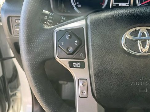 Used 2021 Toyota 4Runner Limited AWD/4WD image 9