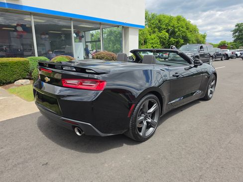 Used 2018 Chevrolet Camaro SS RWD image 3
