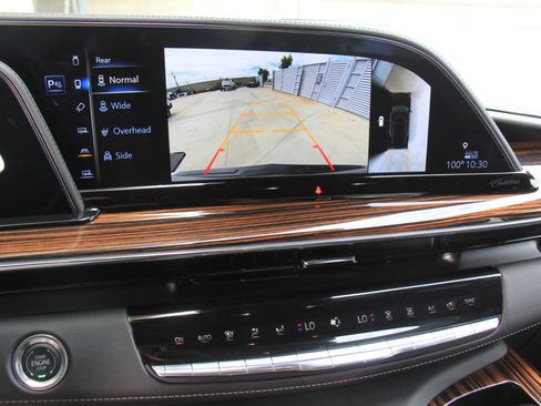 Used 2024 Cadillac Escalade Premium Luxury w/ Performance Package image 25