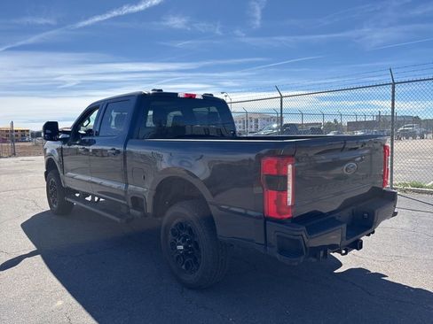 Used 2025 Ford F350 Lariat w/ Black Appearance Package image 6