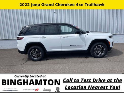 Used 2022 Jeep Grand Cherokee Trailhawk image 4