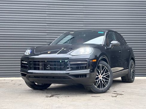 Certified 2026 Porsche Cayenne image 1