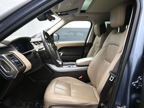 Used 2019 Land Rover Range Rover Sport HSE AWD/4WD image 7