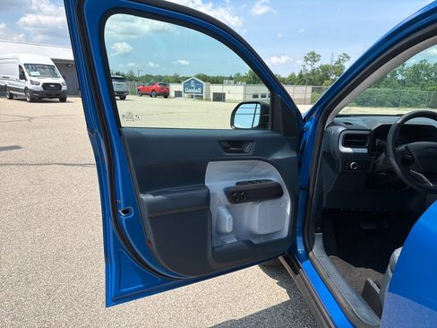 Used 2026 Ford Maverick XLT FWD image 13