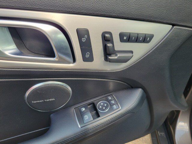 Used 2012 Mercedes-Benz SLK 350 image 14