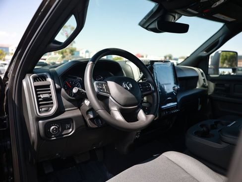 New 2026 RAM 2500 Tradesman AWD/4WD image 13