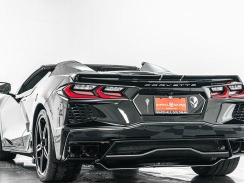 Used 2025 Chevrolet Corvette Stingray Preferred Conv w/ Chrome Exterior Badge Package RWD image 7