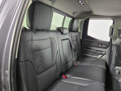 Used 2024 Toyota Tundra Limited image 15