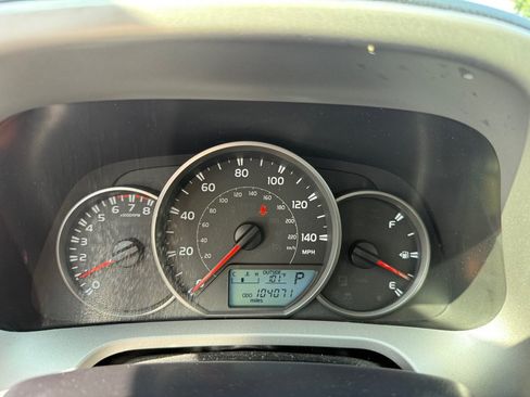 Used 2016 Toyota RAV4 LE FWD image 19