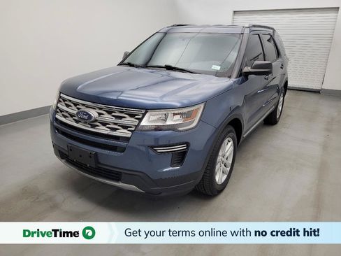 Used 2018 Ford Explorer XLT AWD/4WD image 1