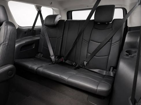 Used 2020 Cadillac Escalade ESV Luxury RWD image 12