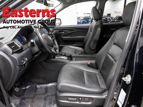 Used 2021 Honda Pilot Touring image 14