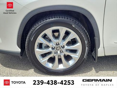 Certified 2020 Toyota Highlander Limited image 12