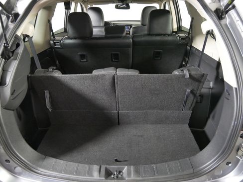 Used 2019 Mitsubishi Outlander SEL AWD/4WD image 18