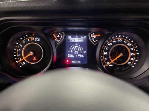 Used 2024 Jeep Gladiator Sport image 20